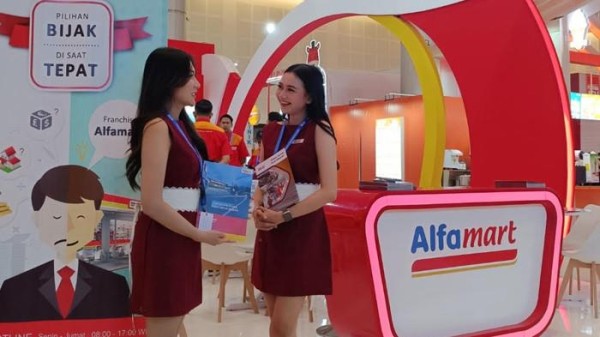 Tumbuhkan Semangat Wirausaha, Alfamart Bebaskan Franchise Fee Selama Pameran Waralaba IFBC 2025