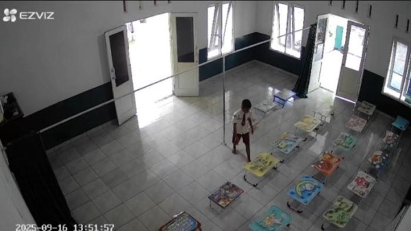 Aksi Aqil Siswa SD Bersihkan Musala Viral