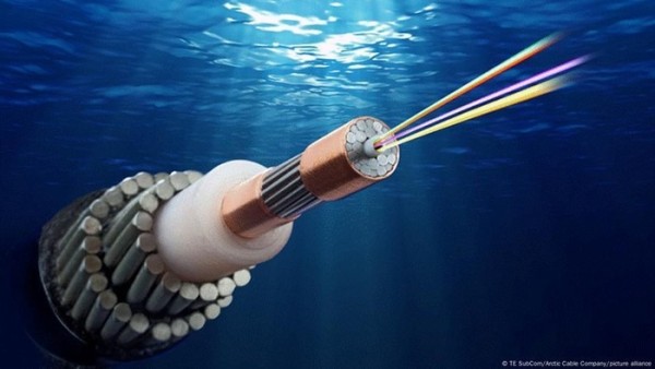 Kebutuhan AI Meningkat, 2 Proyek Kabel Laut Digelar