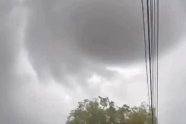 Kecamatan Dau Kabupaten Malang Diterjang Angin Puting Beliung, Sejumlah Rumah Rusak