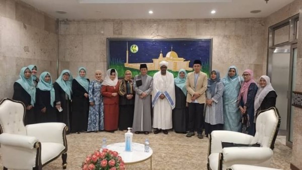 Prof. Amany Lubis Terpilih Menjadi Ketua Umum PERWATT 2025-2030