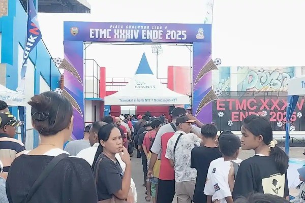 Pembukaan ETMC XXXIV di Ende NTT, Panitia Raup Rp 95 Juta dari Penjualan Tiket
