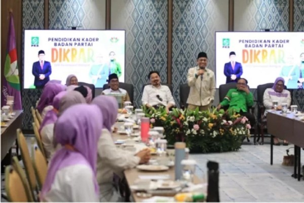 Dikbar Perempuan Bangsa, Cak Imin: Saatnya Perempuan Warnai Politik Indonesia