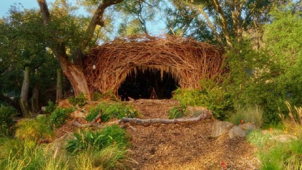 Menjelajahi Dunia Wicked: For Good Melalui Elphaba's Retreat