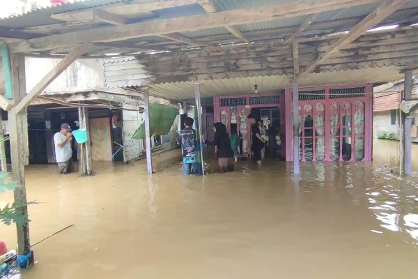 Masuki Status Siaga Batingsor, Camat Awayan Balangan Lakukan Koordinasi Pendirian Posko Bencana