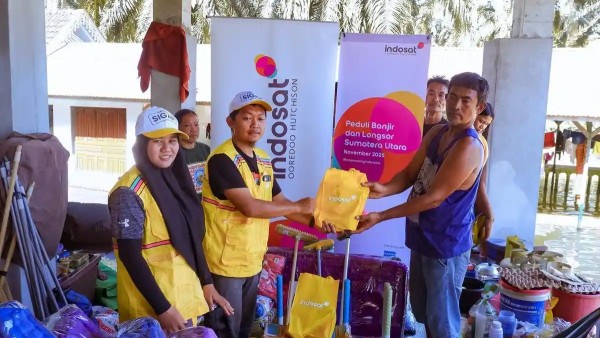 Dukung Pemulihan Pascabencana, Indosat Pastikan Bantuan dan Jaringan Tetap Berfungsi 