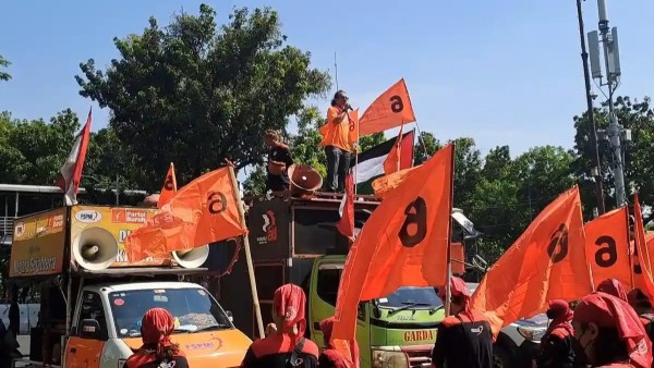 Tak Kunjung Diketok, Penetapan UMP Disebut Bukan Cuma Uang, Harus Berkeadilan