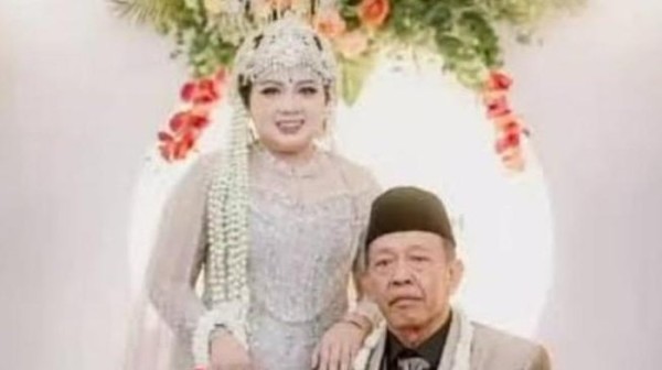 Terungkap Sikap Shela Usai Mbah Tarman Palsukan Cek Miliaran