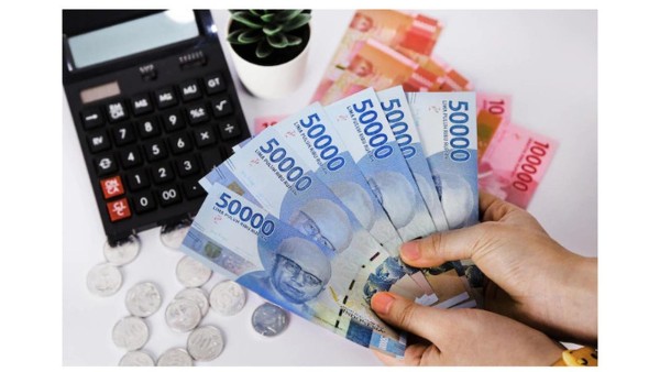 UMP 2026 Jawa Tengah Naik 7,28%, Gubernur Jelaskan Penetapan Perhitungan Upah Minimum Provinsi