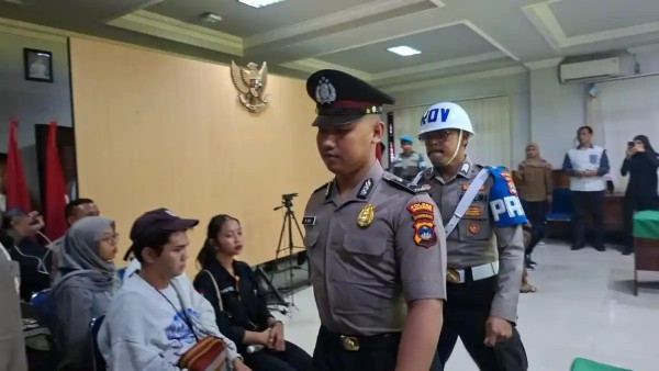 Nangis di Sidang Etik, Bripda Seili Terduga Pembunuh Mahasiswi ULM Tak Banding Usai Disanksi PTDH