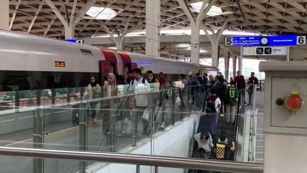 Penumpang Kereta Cepat Whoosh Diprediksi Membeludak hingga 5 Januari