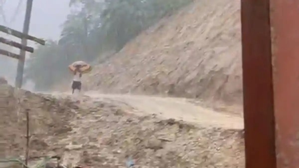Hujan Sore Ini, Jalan di Desa Alur Canang Aceh Timur Kembali Longsor