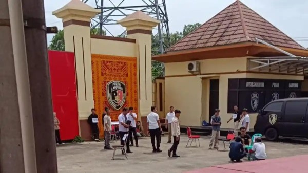 Kuasa Hukum Korban Diksar Mahepel Unila Dampingi Rekonstruksi di Polda Lampung