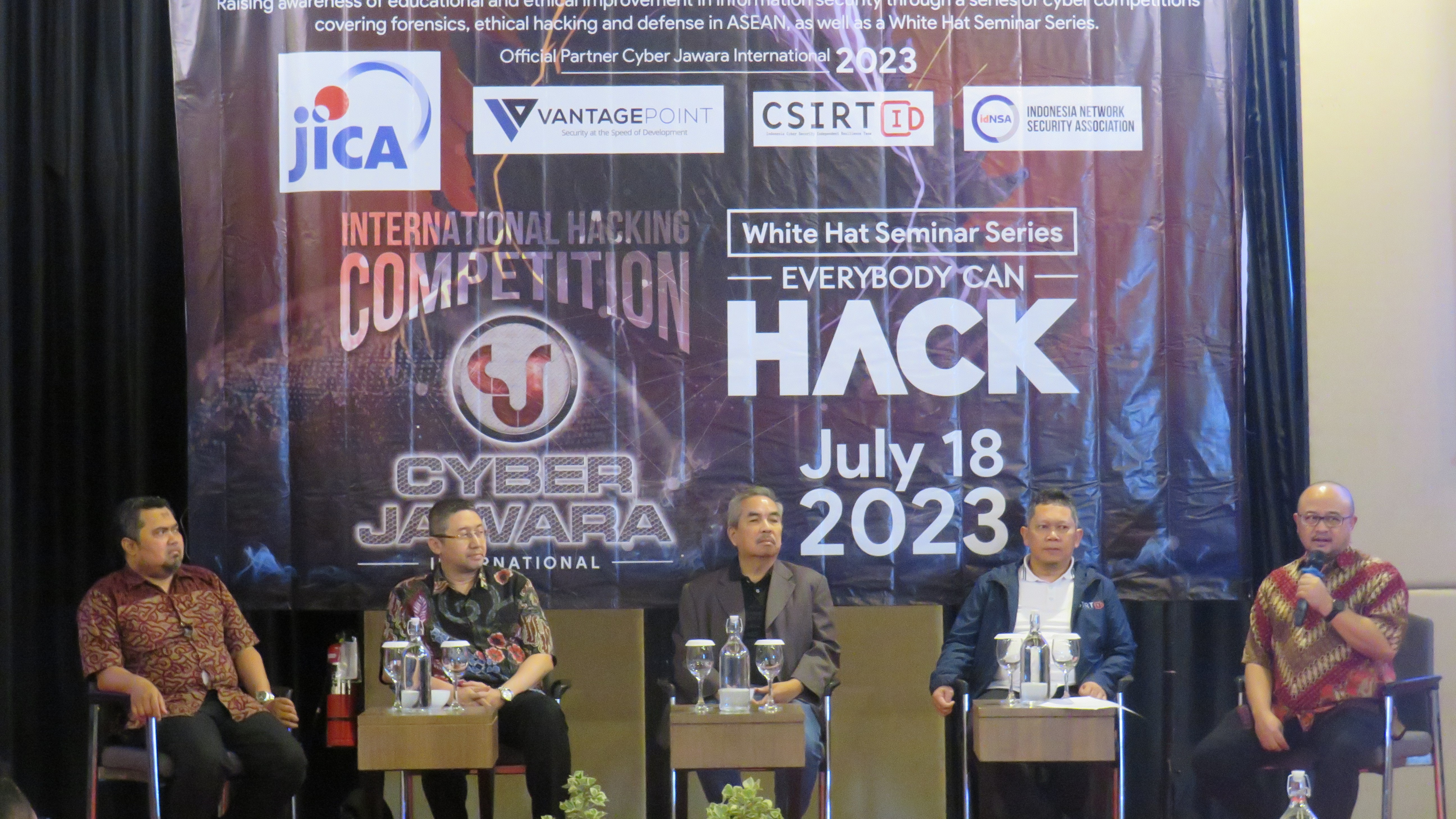 Berbagai Tantangan Implementasi Keamanan Siber (Cyber Jawara International 2023)