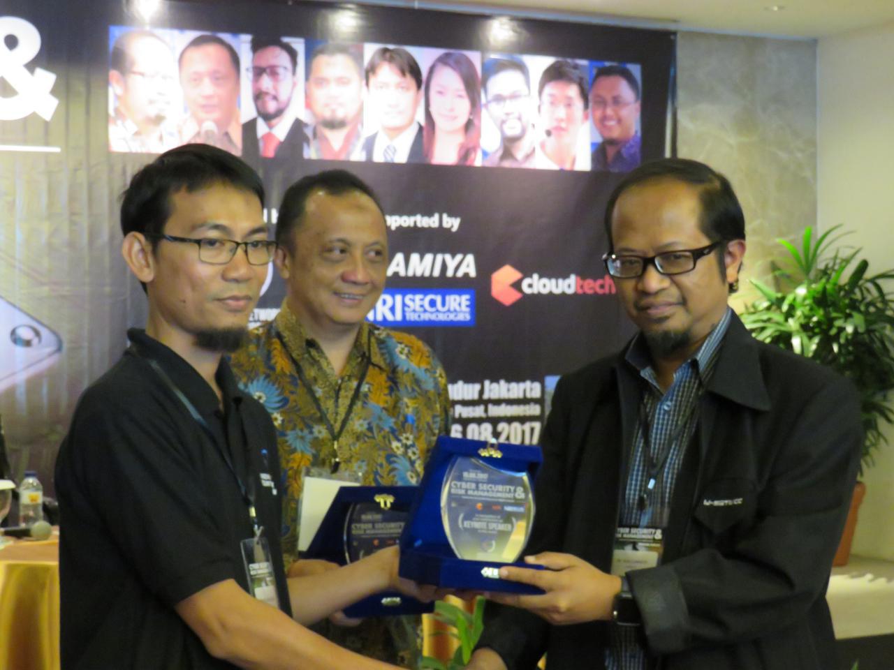 Seminar Cyber Security & Risk Management