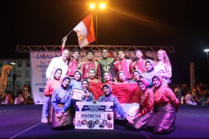 Sanggar Seni Geuma Pasee Nanggroe (GPN) RIAB Tampil Memukau di Internasional dan Bawa Pulang Medali Emas dari Singapura