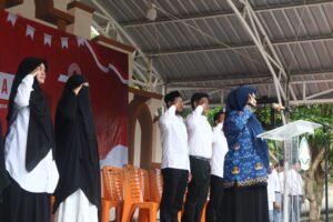 MAS RIAB Peringati HUT RI Ke-78, ini Pesan Ratna Zaidah Dalam Amanat Pembina Upacara