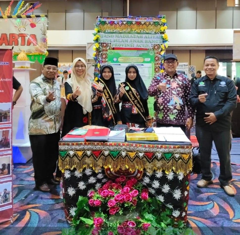 Santri RIAB Harumkan Nama Aceh, Raih Juara 2 MYRES Nasional