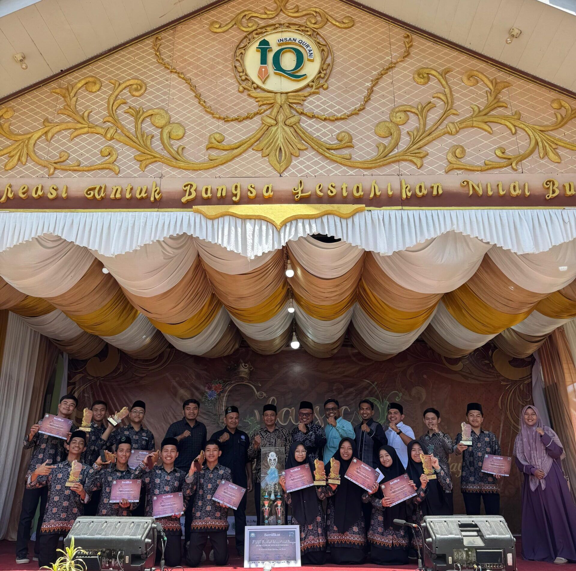 Oktober 2024: RIAB Raih Prestasi Juara Umum di Tiga Event Bergengsi Berkat Kelas Pengembangan Bakat Minat