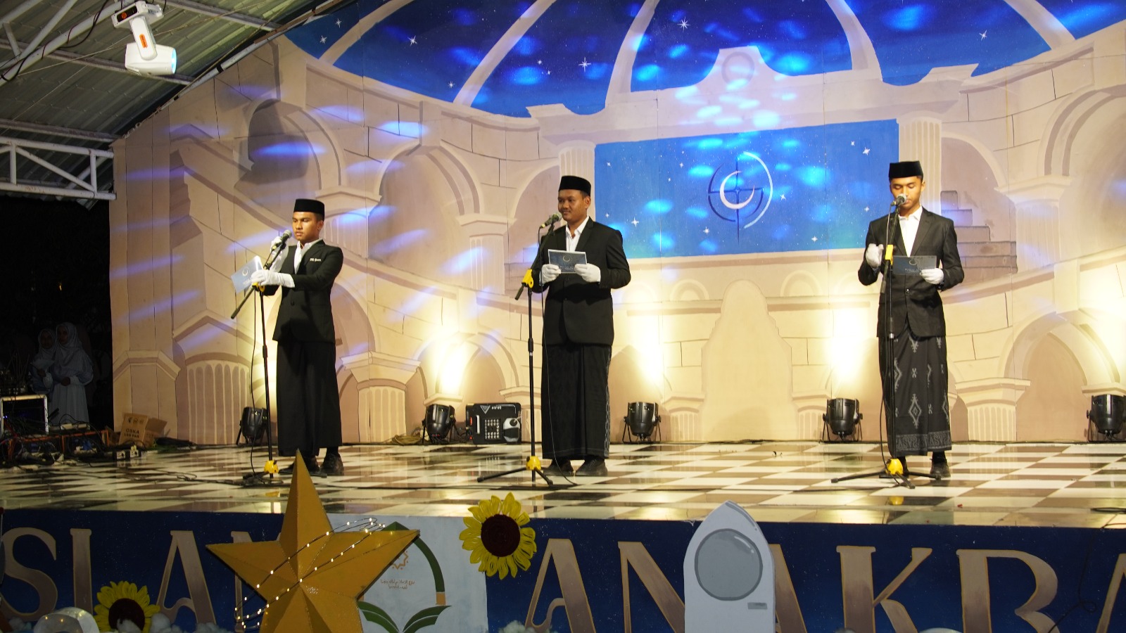 Pentas Seni “NOCTURNE” Osismada RIAB Sukses Pukau Penonton dengan 16 Penampilan Kreatif