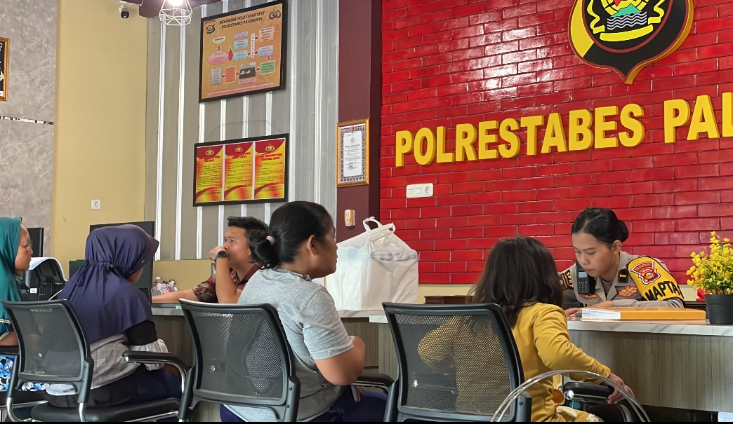 Diintip Sedang Menyusui Anak, IRT Lapor Polisi