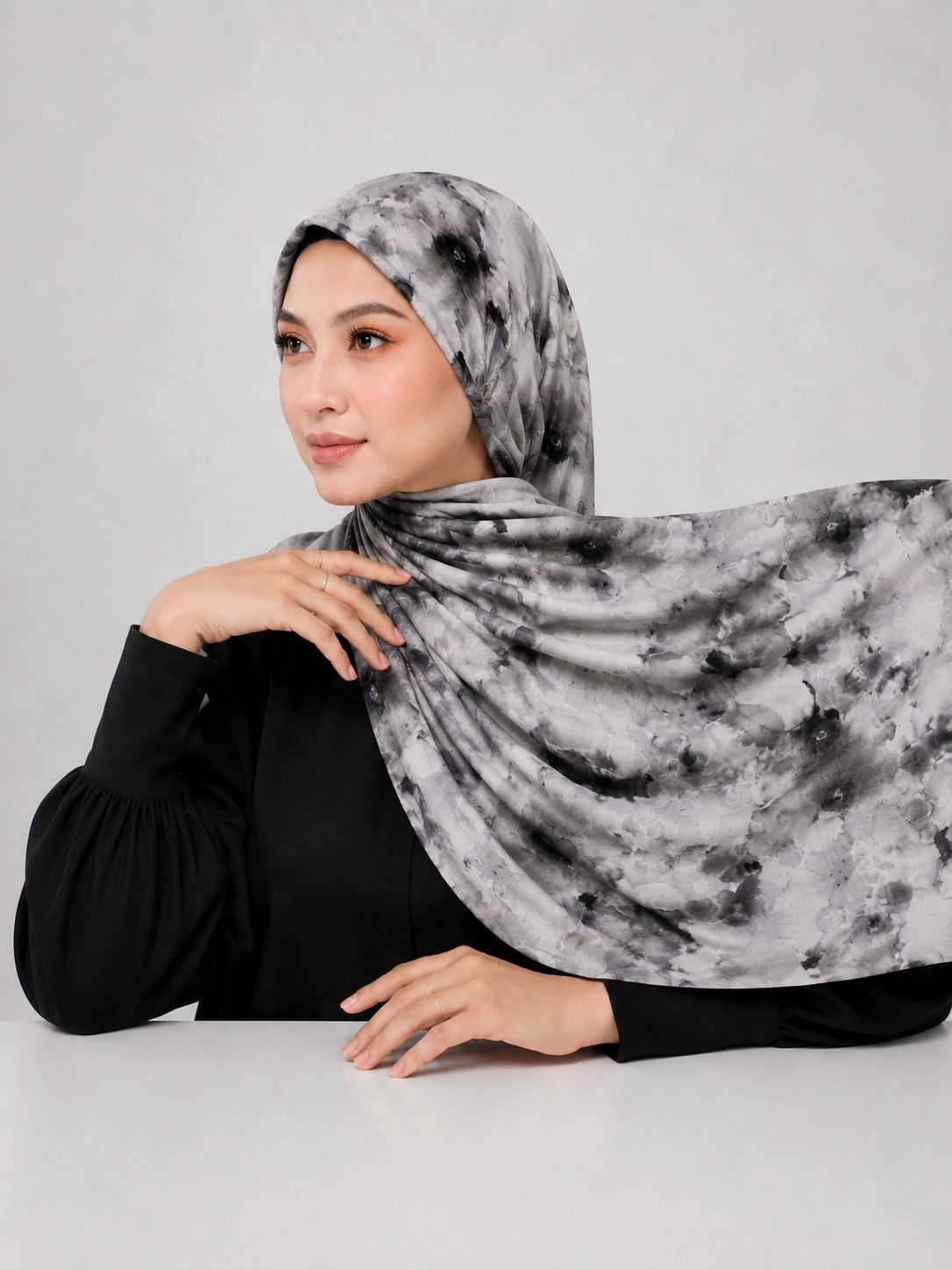 VISCOSE PRINT SILVER BLOOM