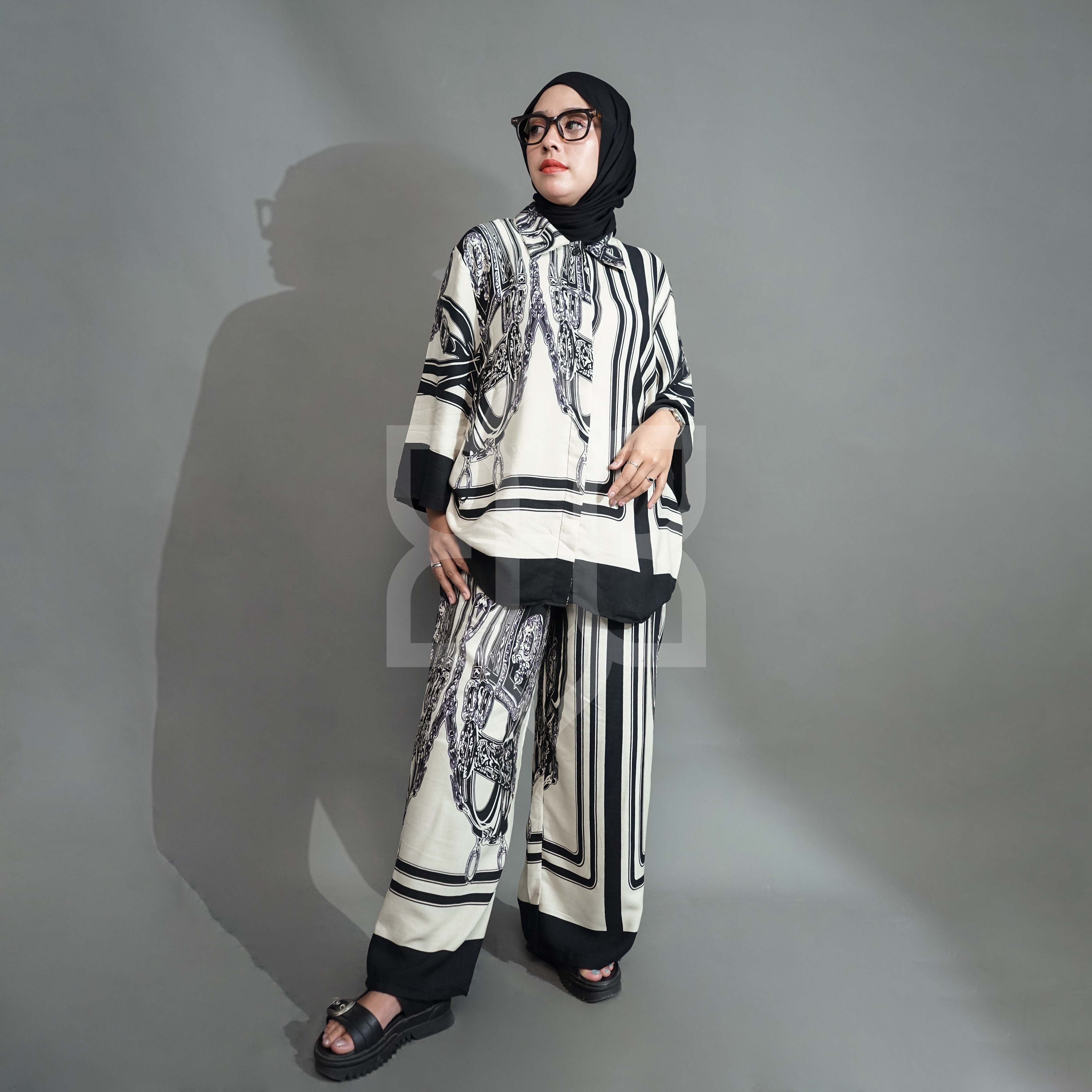 RAYON ONE SET ELOISE CREAM