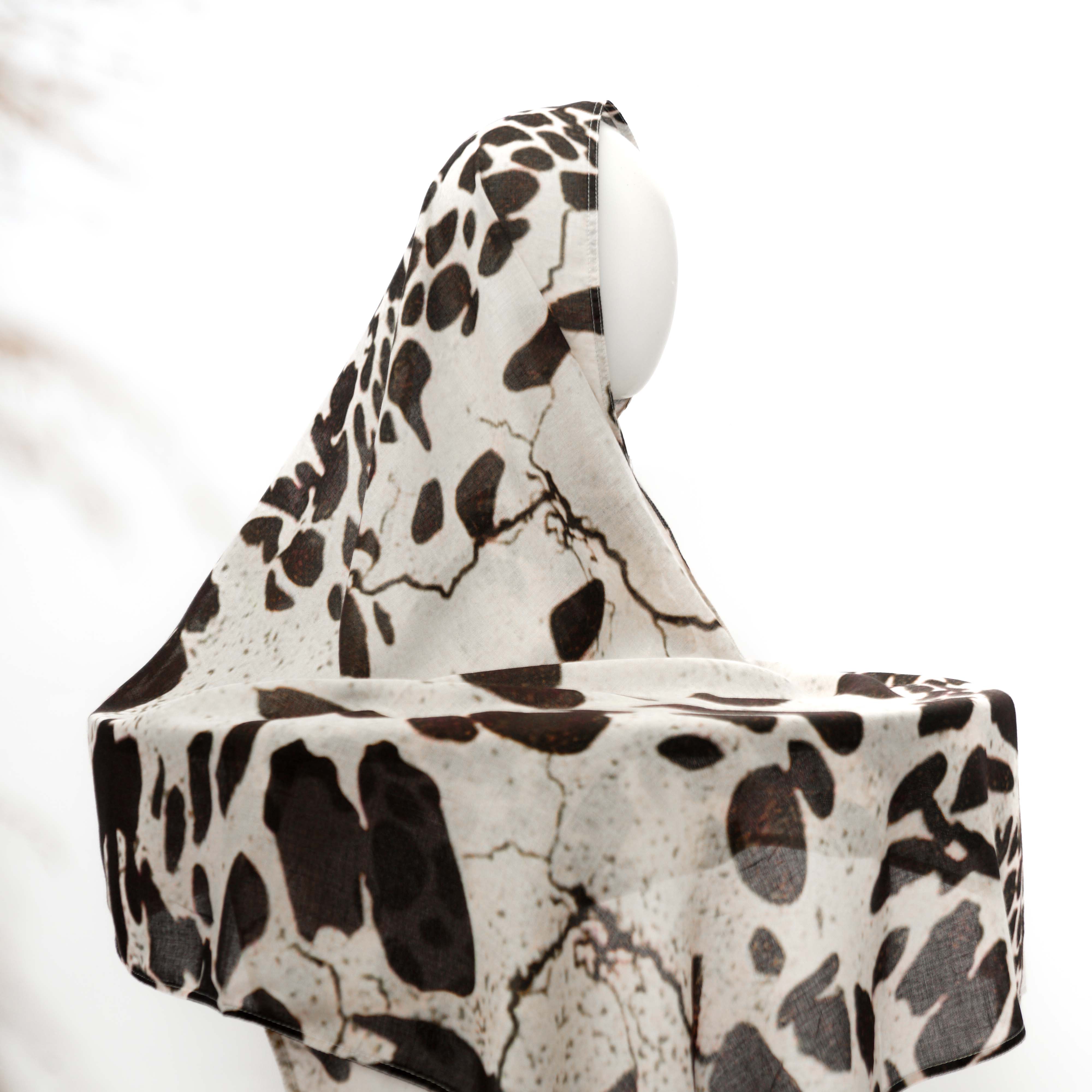 EX BRAND V PRINT HYAENA 4