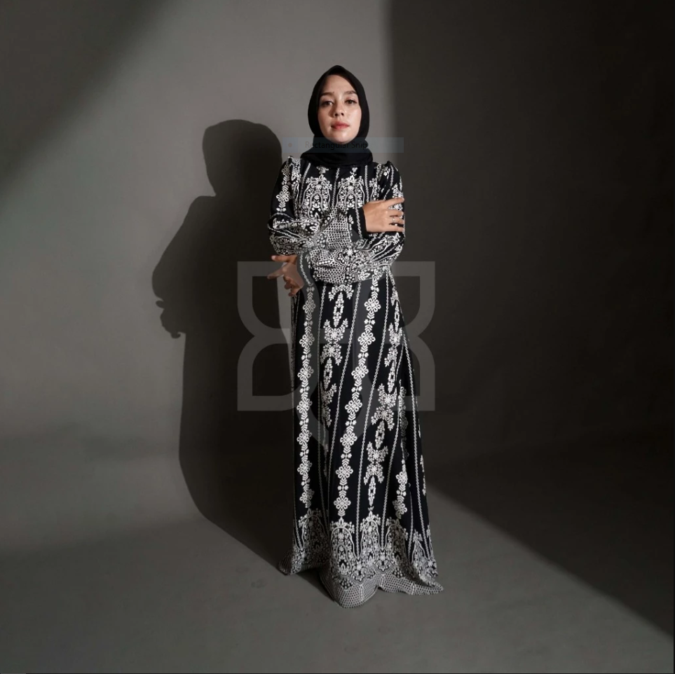 MINARA HITAM PUTIH