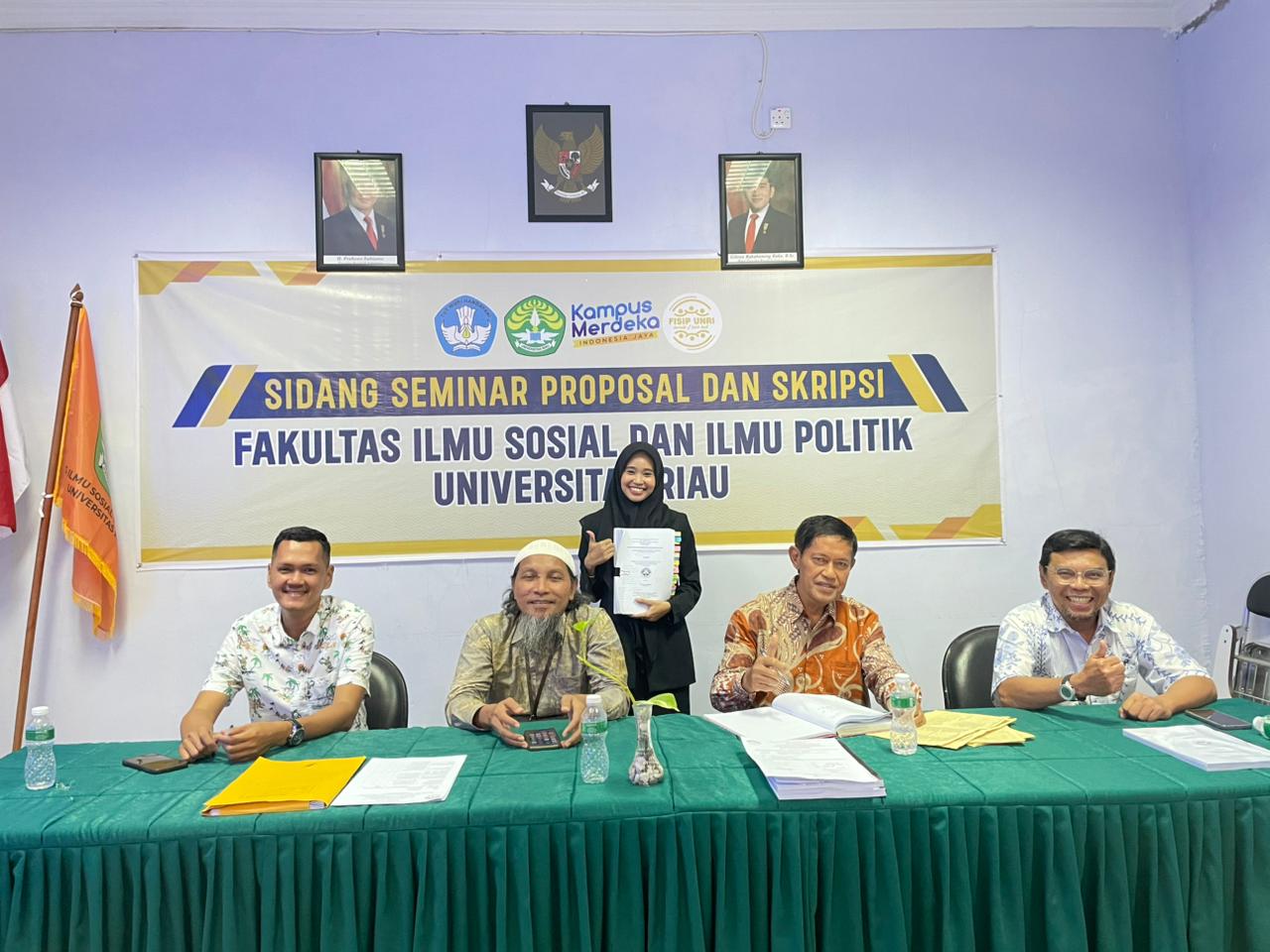 Prodi Administrasi Bisnis Selenggarakan Sidang Skripsi Bulan Oktober 2025