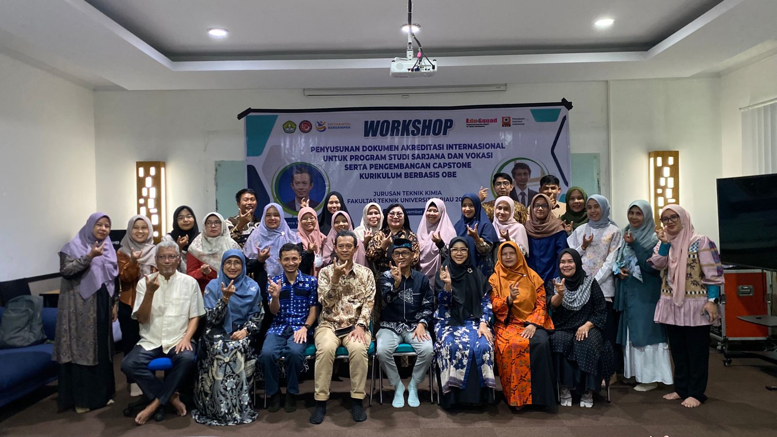 Workshop Penyusunan Dokumen Akreditasi Internasional untuk Program Studi Sarjana dan Vokasi, serta Pengembangan Capstone Kurikulum Berbasis OBE