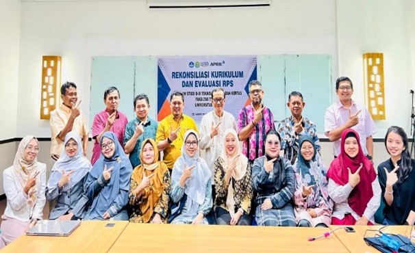Rekonsiliasi Kurikulum dan Evaluasi RPS setiap matakuliah pada Kurikulum Program Studi D3 Teknologi Pulp dan Kertas