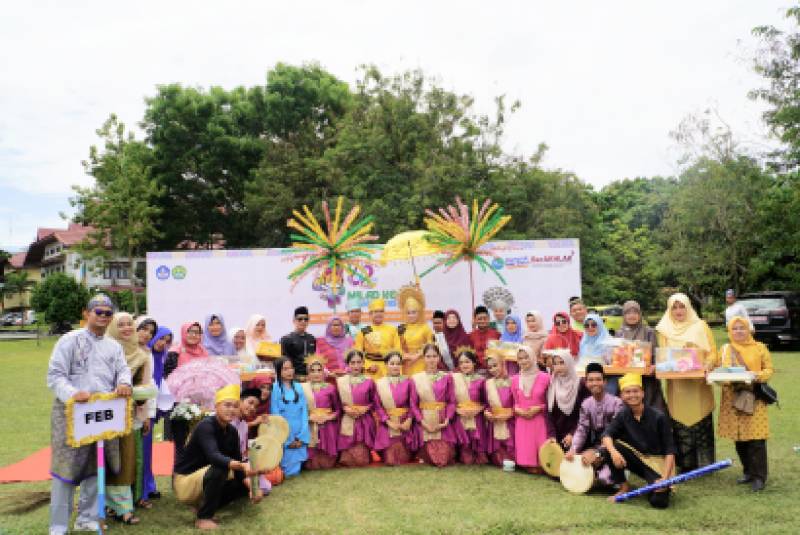 Fakultas Ekonomi dan Bisnis ikut meriahkan Opening MILAD ke-62 Universitas Riau