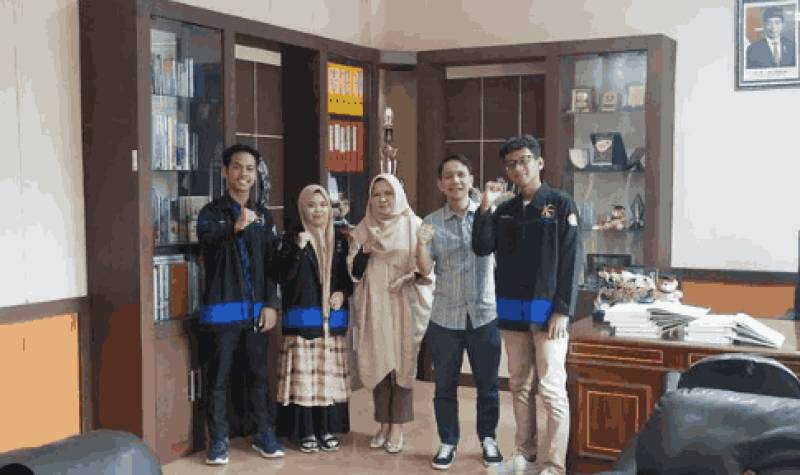 DELEGASI FEB UNRI TEMILNAS KAJIAN EKONOMI ISLAM