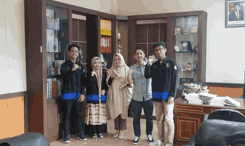 DELEGASI FEB UNRI TEMILNAS KAJIAN EKONOMI ISLAM