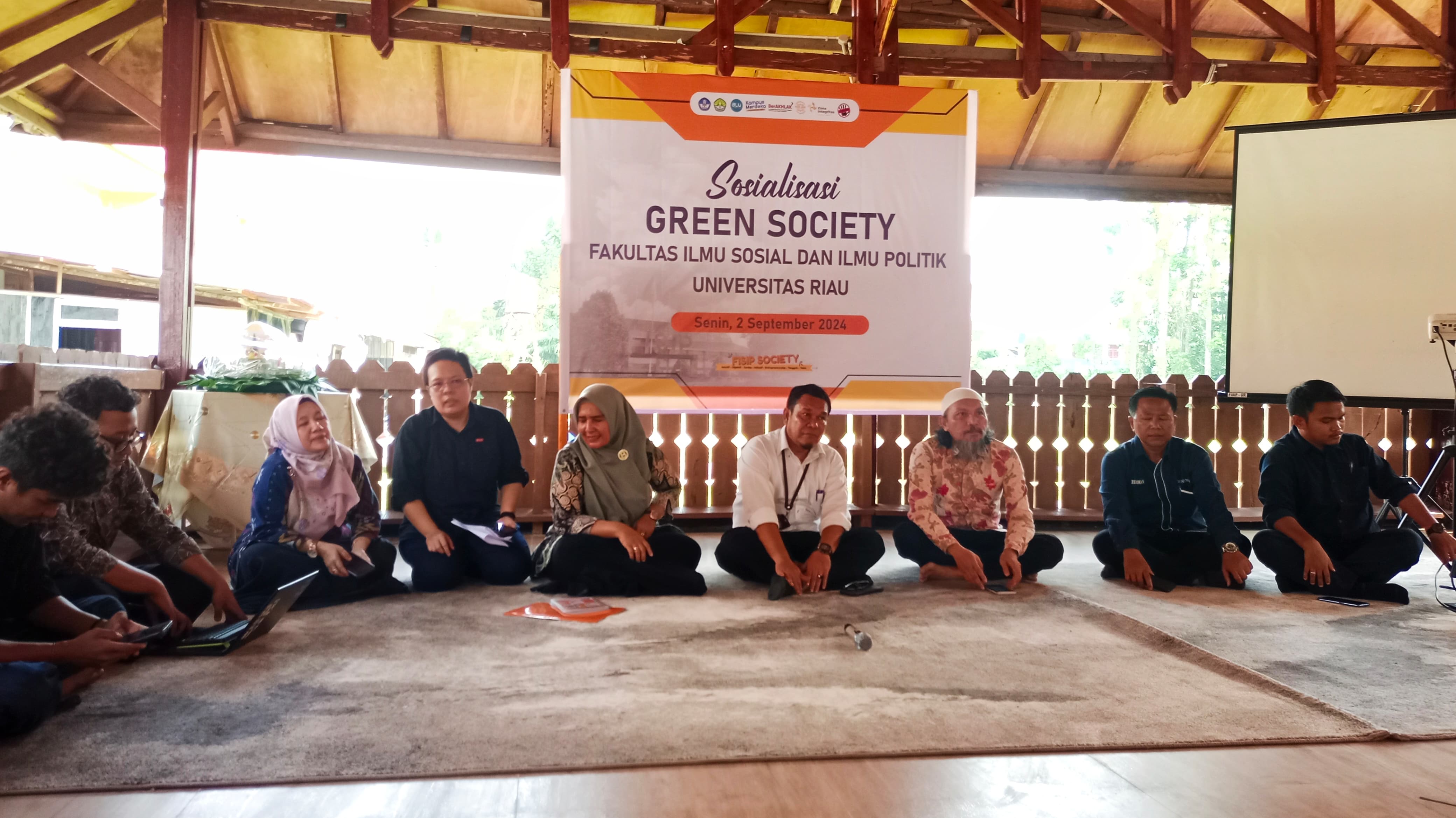 FISIP Sosialisasi Green Society: Bersama Lestarikan Bumi