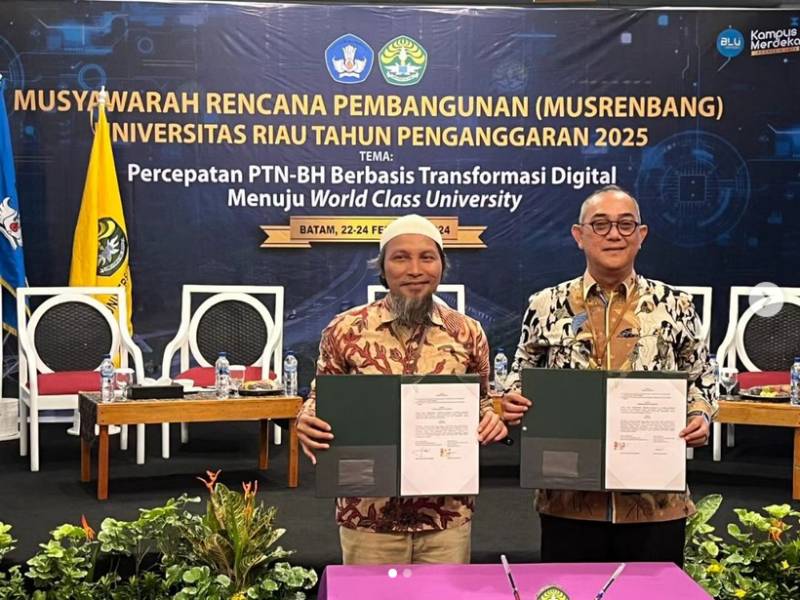 Menghadapi Tantangan Masa Depan: Percepatan PTN-BH Berbasis Transformasi Digital Menuju World Class University
