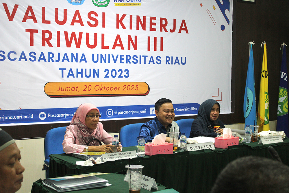 RAPAT EVALUASI KINERJA TRIWULAN III PASCASARJANA UNIVERSITAS RIAU TAHUN 2023