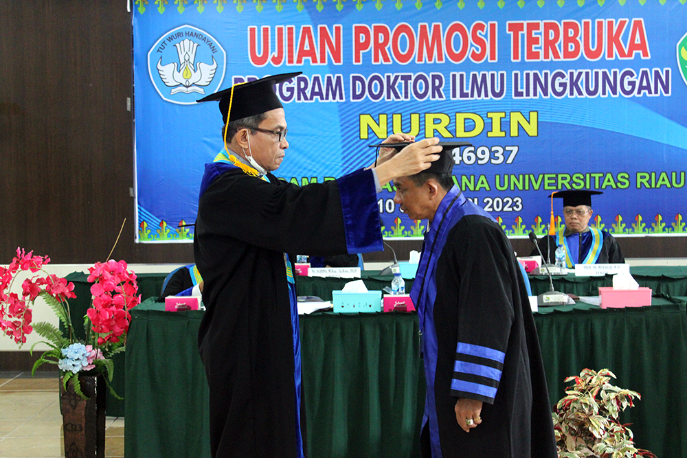 SIDANG TERBUKA PROGRAM PASCASARJANA UNIVERSITAS RIAU KE-115 NURDIN