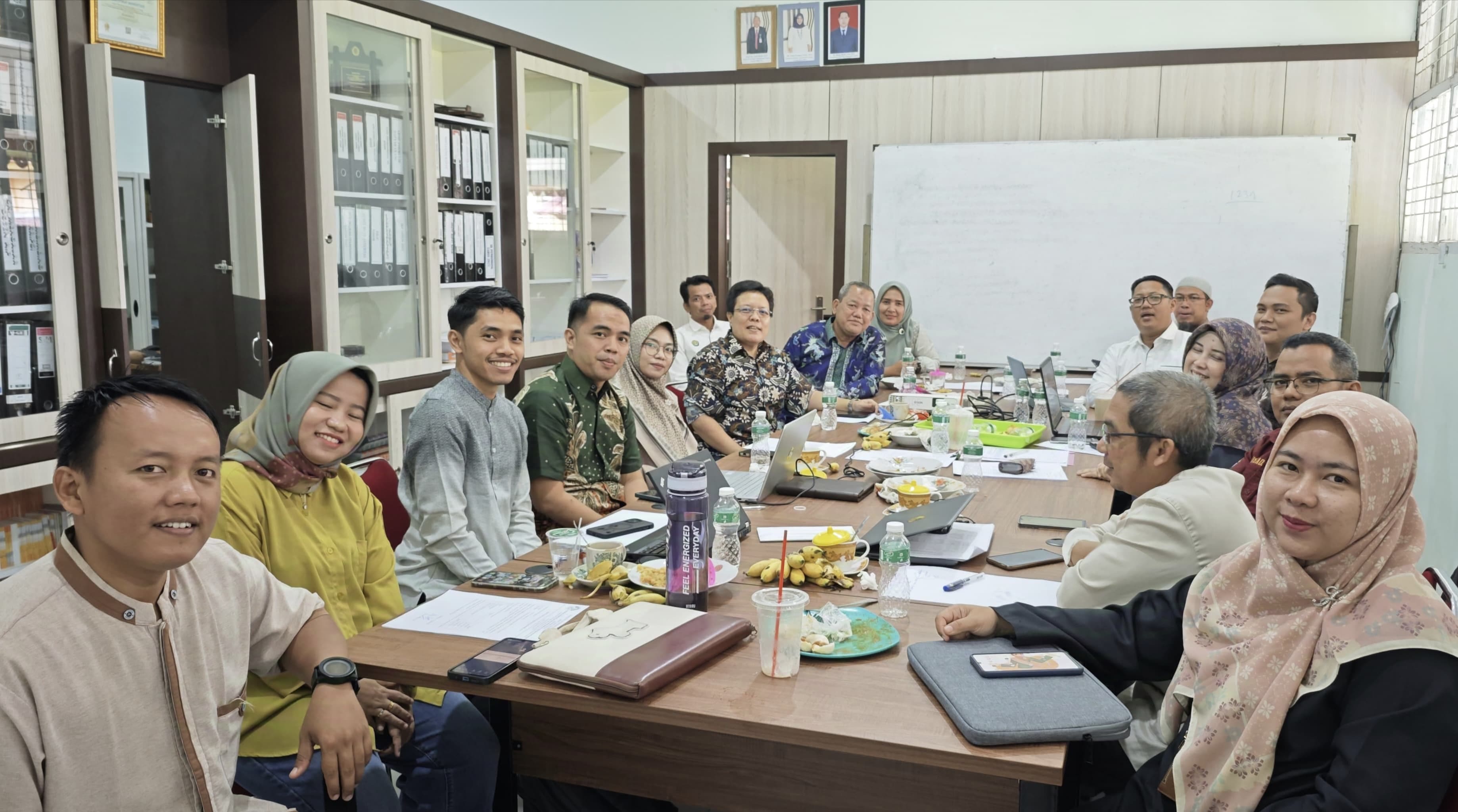 Rekonstruksi Kurikulum S1 Administrasi Publik FISIP Universitas Riau