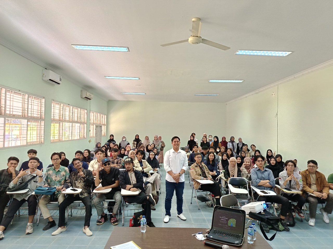 Program Pertukaran Dosen Mengajar MBKM Universitas Bangka Belitung Ke Jurusan Hubungan Internasional FISIP Universitas Riau.