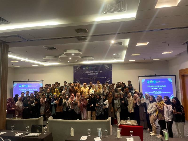Pembekalan Surveyor Tracer Study oleh Pusat Tracer Study LPMP Universitas Riau Digelar di Hotel Ayola Pekanbaru