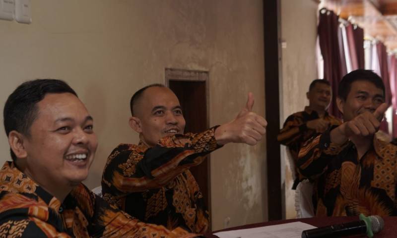 Capacity Building UPT TIK 2023 dengan Materi "Facilitating People to Learn and Growth"