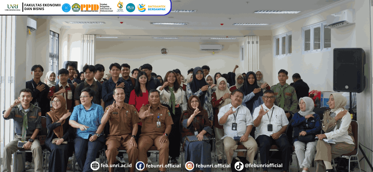 Dialog Interaktif Luar Studio RRI Pro 1 Pekanbaru dan Fakultas Ekonomi dan Bisnis Universitas Riau: Wujudkan Daya Dukung Lingkungan yang Tangguh di Riau