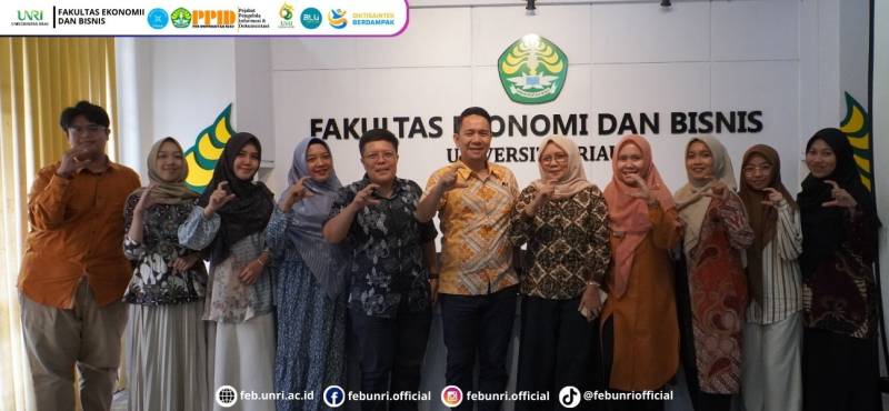 Media Center FEB UNRI Perkuat Sinergi dengan Kolaborasi, Gandeng Tabloid Tekad FISIP UNRI