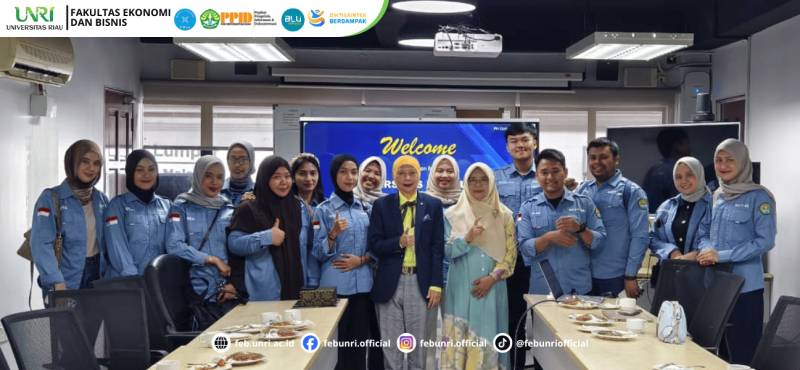 Capita Selecta di Malaysia: Mahasiswa Magister Manajemen FEB UNRI Jelajahi Dunia Bisnis dan Akademik Internasional