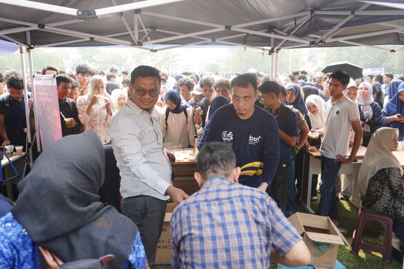 Stand Fakultas Hukum Milad Unri ke-64