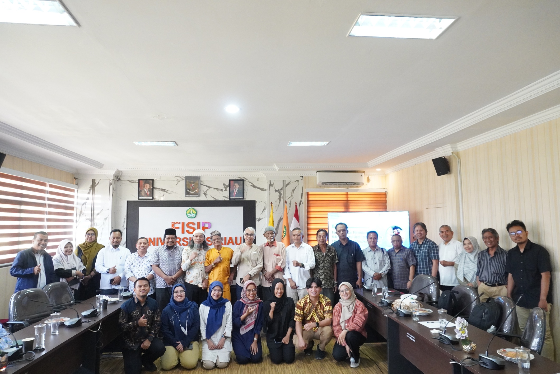 FGD FISIP UNRI: Meretas Jalan Pengakuan Adat Talang Mamak Menuju Keadilan Sosial