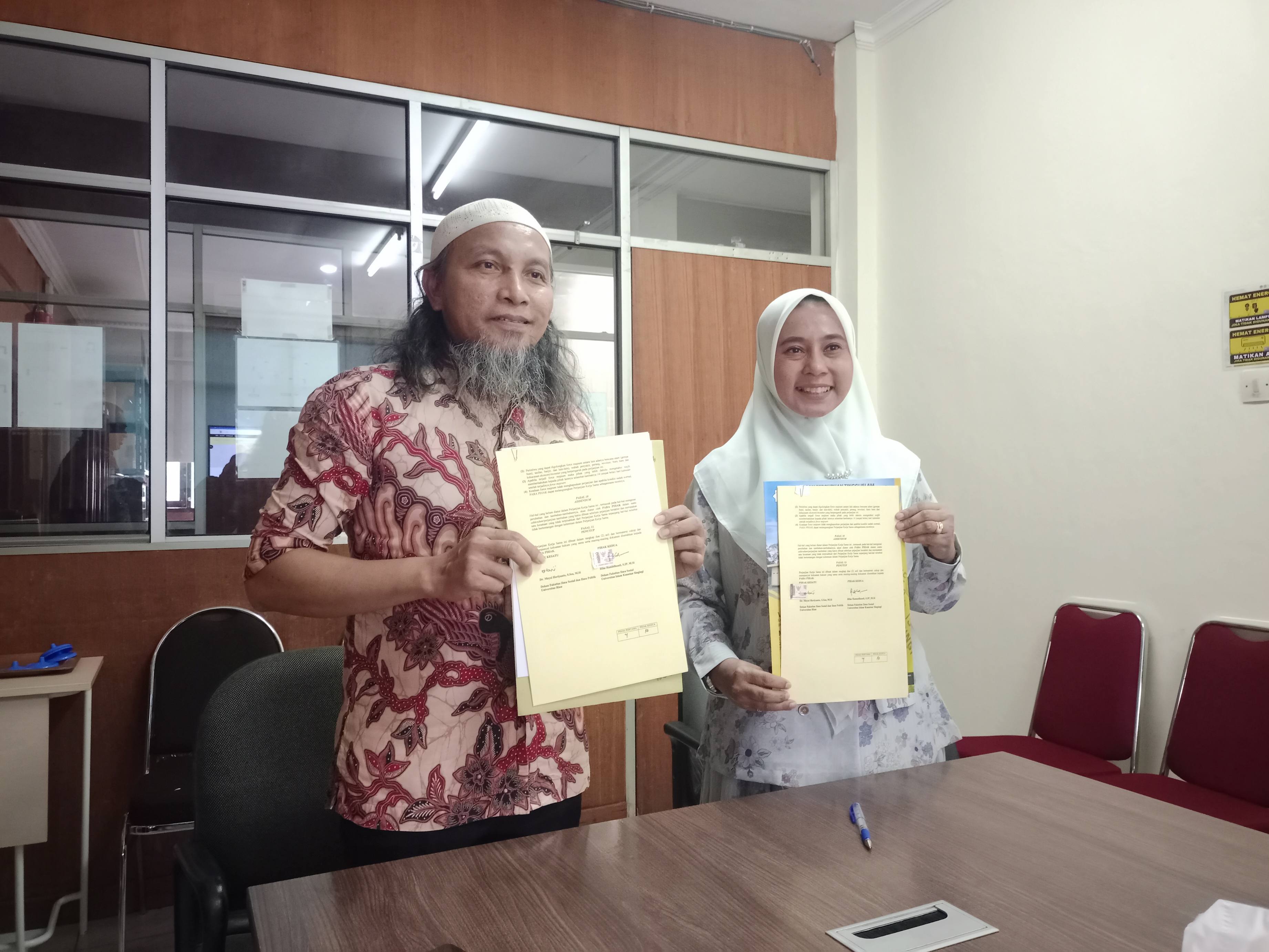 Perkuat Tridarma Perguruan Tinggi di Riau, FISIP UNRI dan FIS UNIKS Resmikan Sinergi Akademik