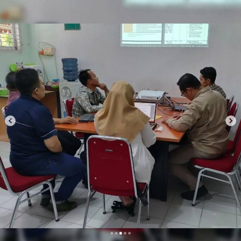 Program Studi Administrasi Publik Rapat Lanjutan Penyusunan Borang ISK